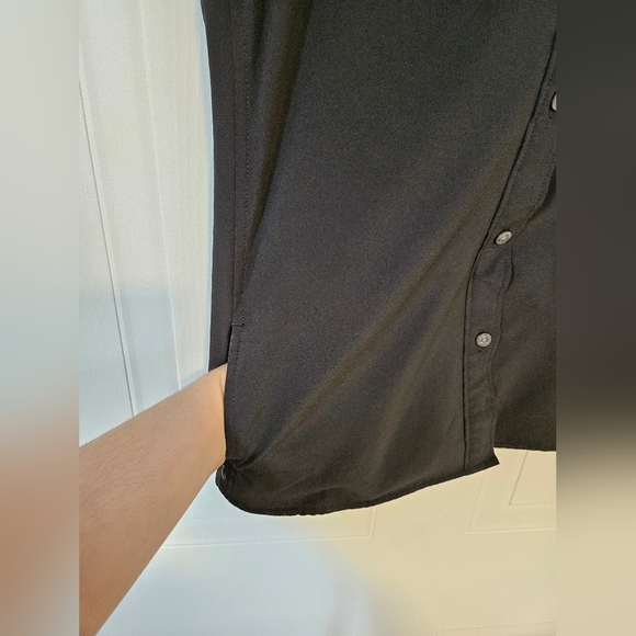 The North Face Womens XL Black Button Down Shirt Short Sleeve NWT - Picture 6 of 7